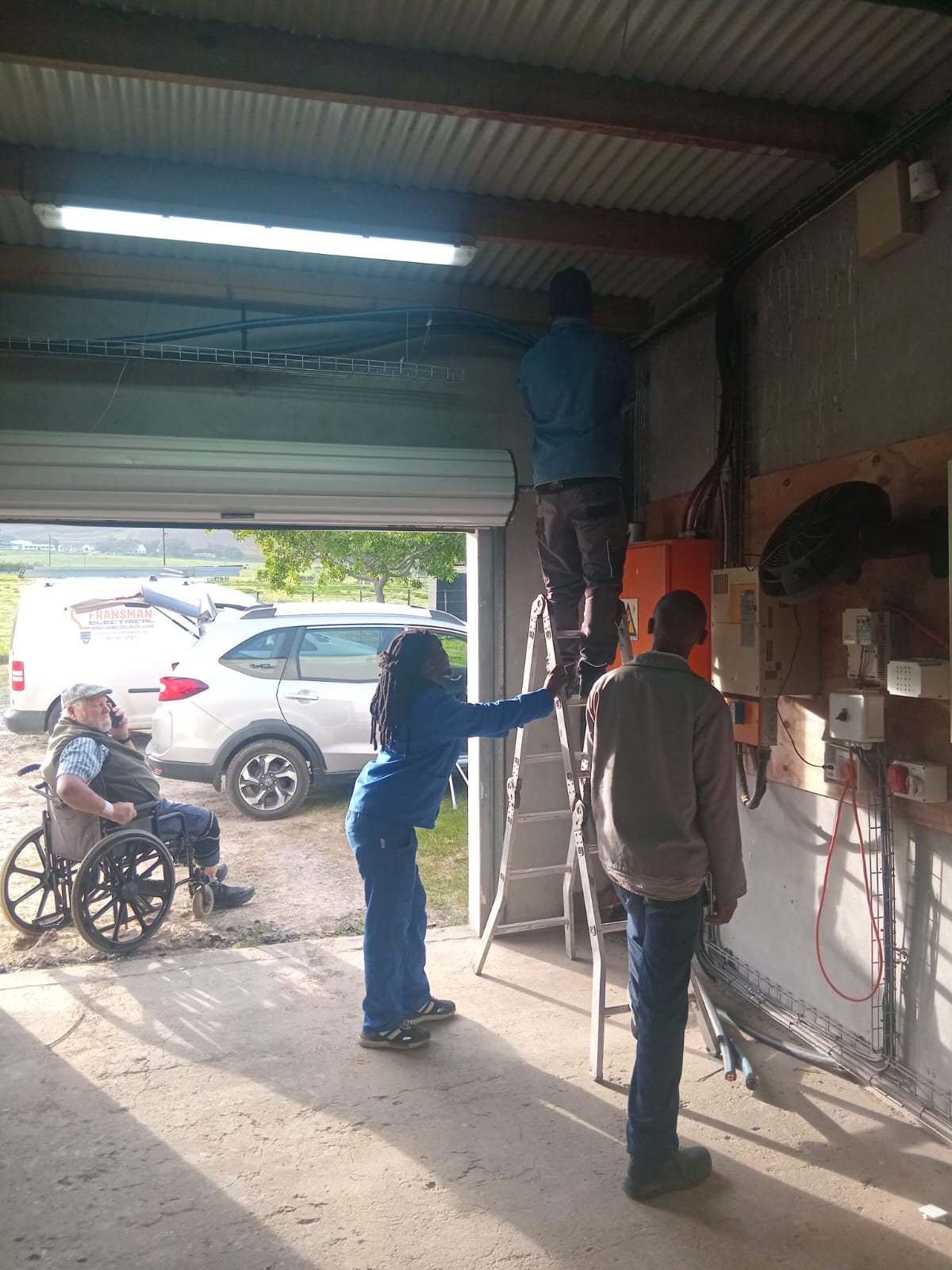 Inverter and backup power installation